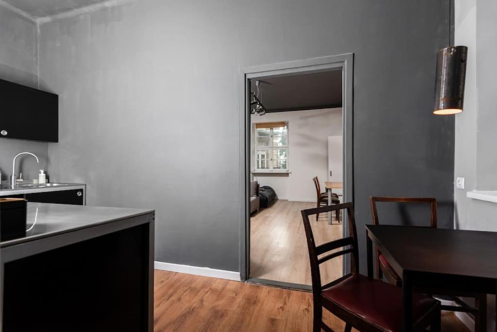Industrial Apartment - Jewish Quarter By Upstairs คราคูฟ ภายนอก รูปภาพ